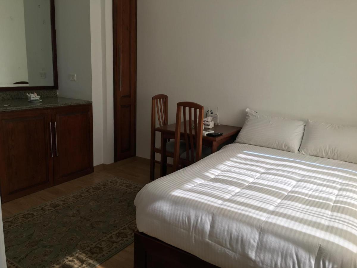 E-Just Hotel Borg El Arab Extérieur photo