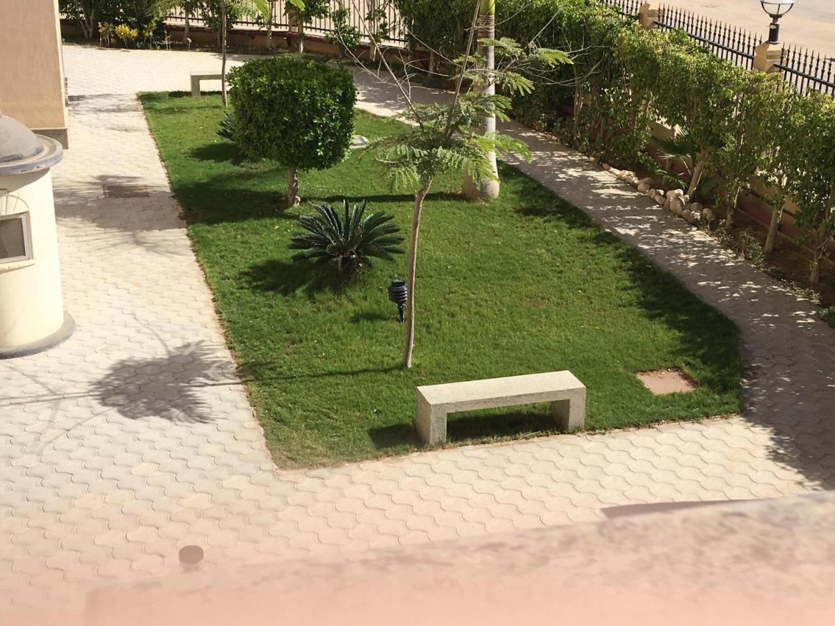 E-Just Hotel Borg El Arab Extérieur photo